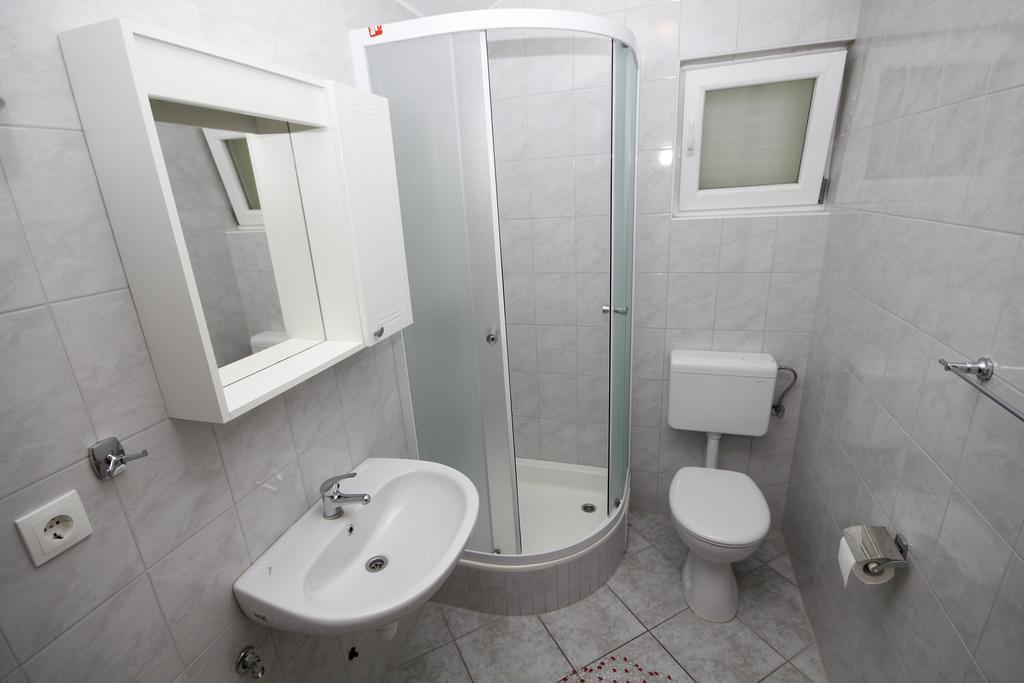Apartments Adriatika Makarska Phòng bức ảnh