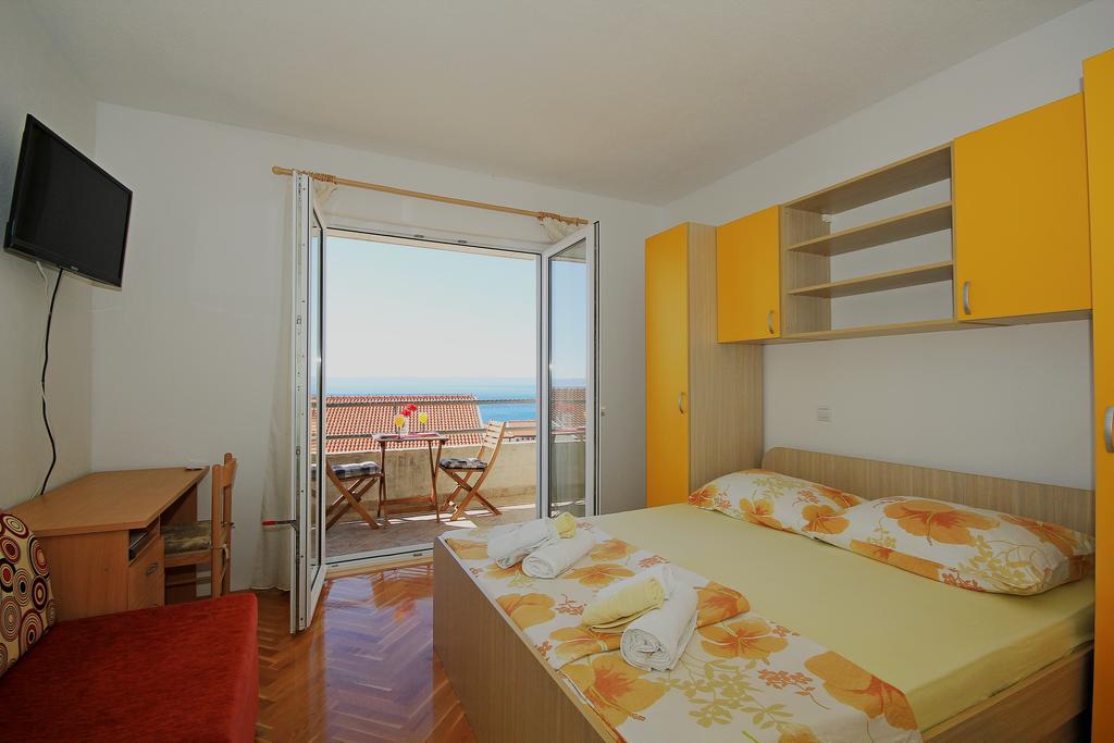 Apartments Adriatika Makarska Ngoại thất bức ảnh