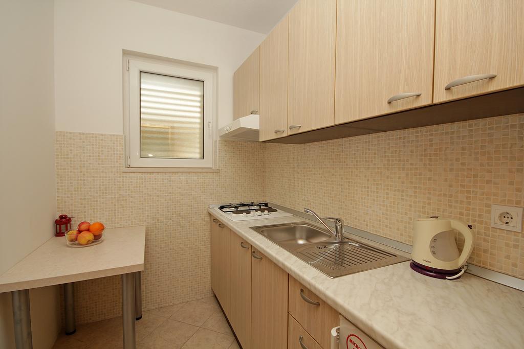 Apartments Adriatika Makarska Ngoại thất bức ảnh
