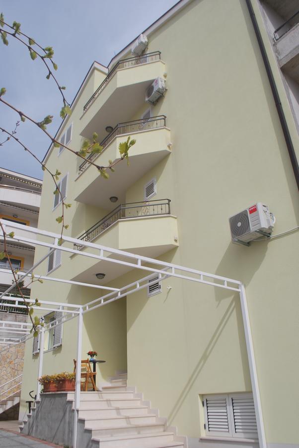 Apartments Adriatika Makarska Ngoại thất bức ảnh